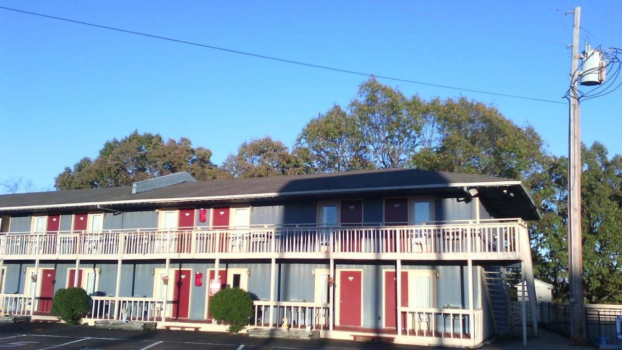 Mountain Country Motor Inn Branson West Exterior photo